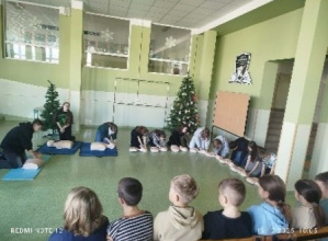 Mali ratownicy - pierwsza pomoc dla najmłodszych